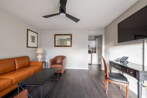 Suite, 2 Bedrooms, Non Smoking | Premium bedding, iron/ironing board, free WiFi, bed sheets