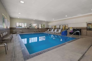 Piscine intérieure
