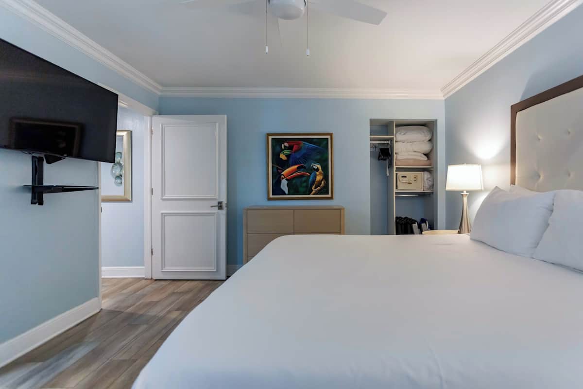 Svit - 1 sovrum - tillgänglighetsanpassat | Sängtillbehör av högsta kvalitet, duntäcken och minibar