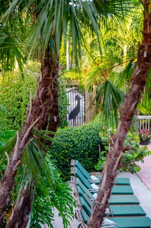 Garden - Crane's Beach House Boutique Hotel & Luxury Villas (Delray Beach)