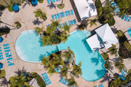 Courtyard by Marriott Isla Verde Beach Resort - Image 79