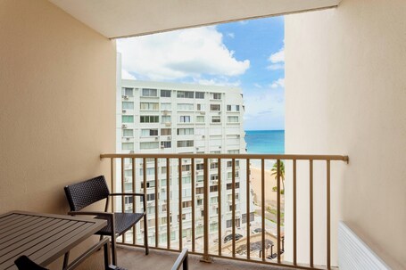 Courtyard by Marriott Isla Verde Beach Resort - Image 121