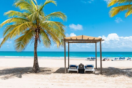 Courtyard by Marriott Isla Verde Beach Resort - Image 58