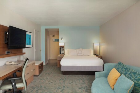 Courtyard by Marriott Isla Verde Beach Resort - Image 108