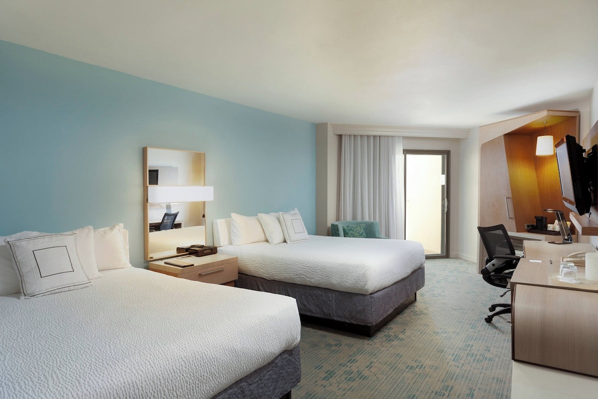 1 bedroom, in-room safe, desk, laptop workspace