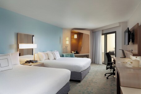 Courtyard by Marriott Isla Verde Beach Resort - Image 14