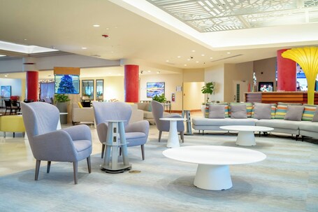 Courtyard by Marriott Isla Verde Beach Resort - Image 18