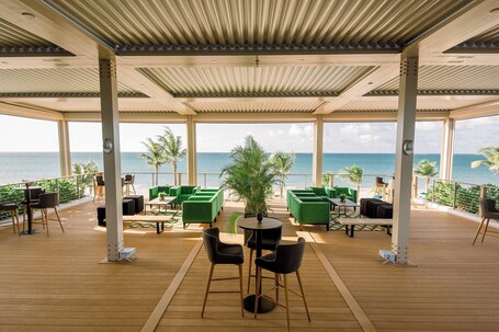 Courtyard by Marriott Isla Verde Beach Resort - Image 77