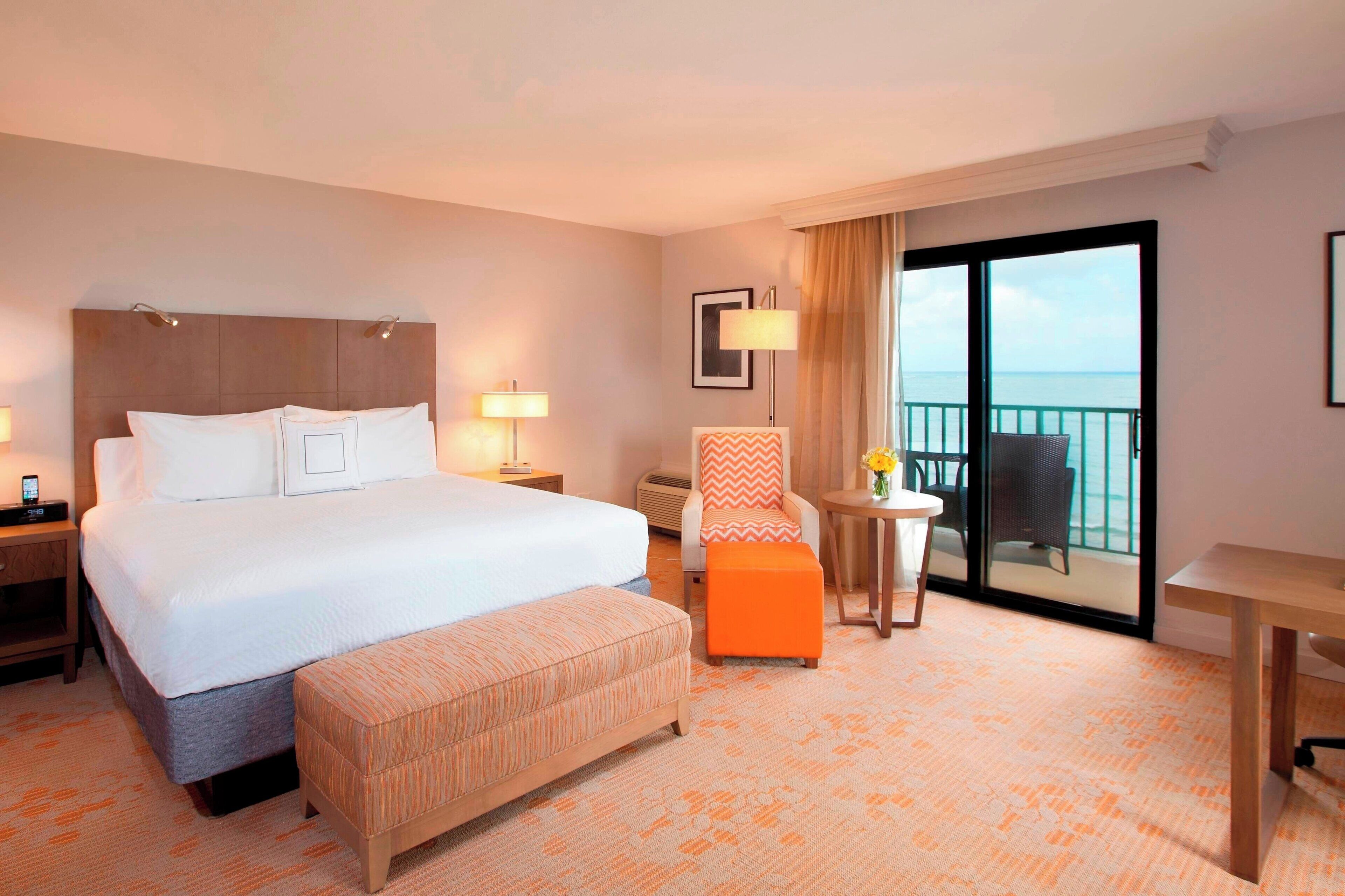 Courtyard by Marriott Isla Verde Beach Resort