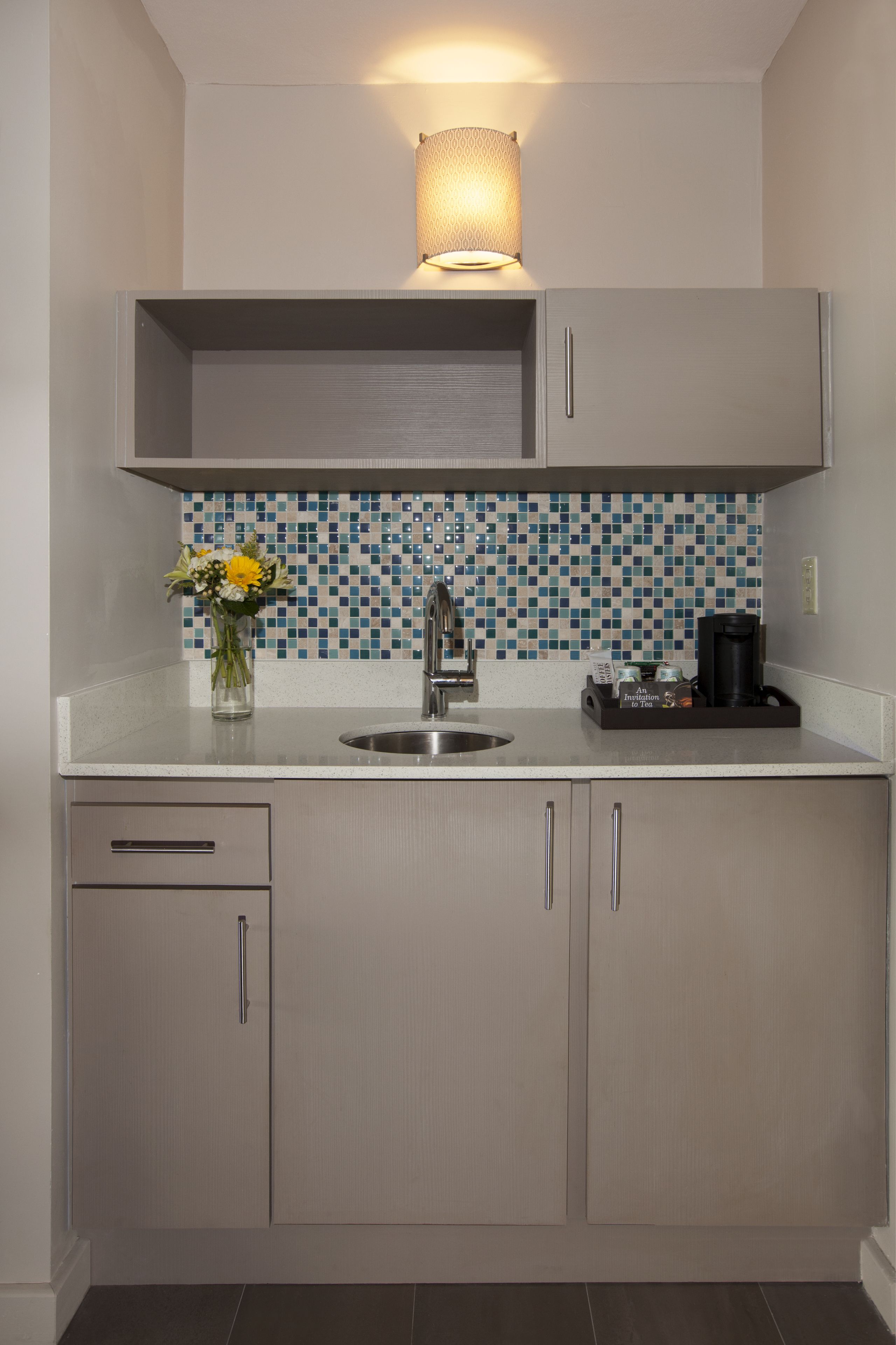 junior suite, 1 king bed with sofa bed, non smoking, oceanfront | 1 bedroom, in-room safe, desk, laptop workspace