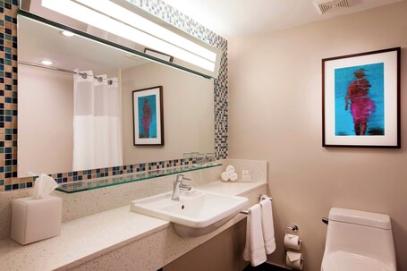 Courtyard by Marriott Isla Verde Beach Resort - Image 111