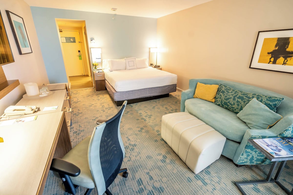 1 bedroom, in-room safe, desk, laptop workspace