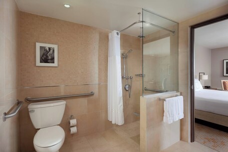 Courtyard by Marriott Isla Verde Beach Resort - Image 114