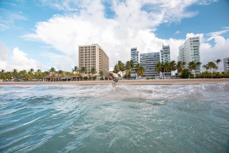 Courtyard by Marriott Isla Verde Beach Resort - Image 68