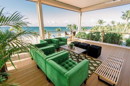 Courtyard by Marriott Isla Verde Beach Resort - Image 67