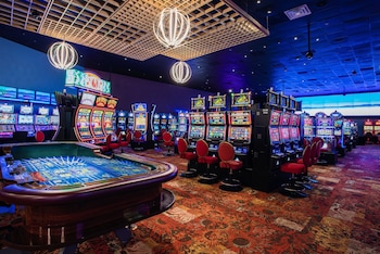 Casino at Courtyard by Marriott Isla Verde Beach Resort