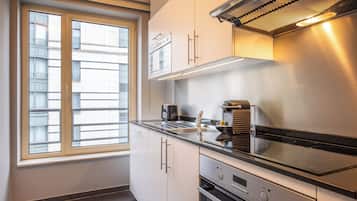 Apartment, 2 Bedrooms (Street-Court View) | Private kitchen | Fridge, microwave, oven, stovetop