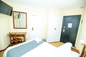 Economy-Doppel- oder -Zweibettzimmer