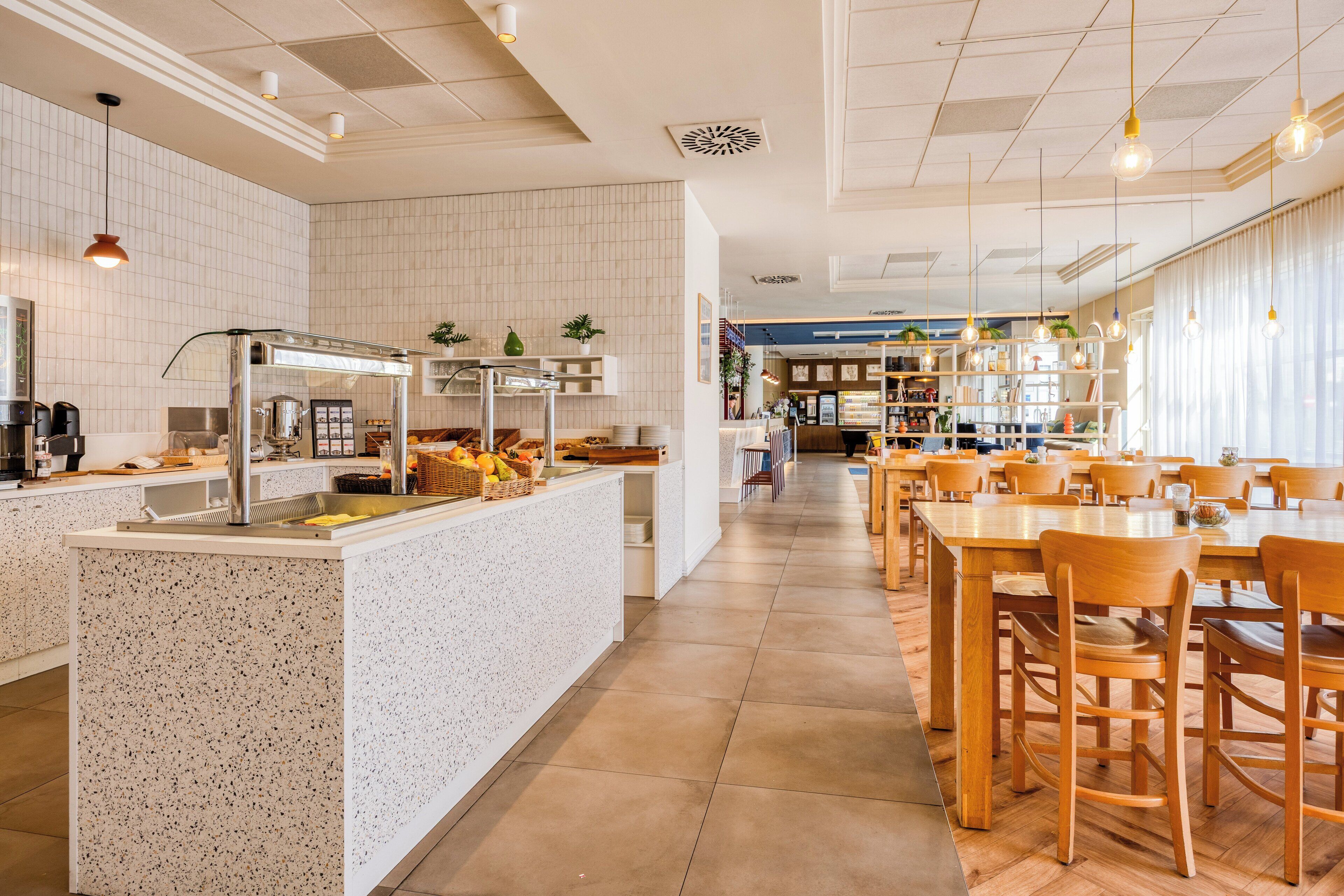 Colazione a buffet inclusa, servita tutte le mattine 