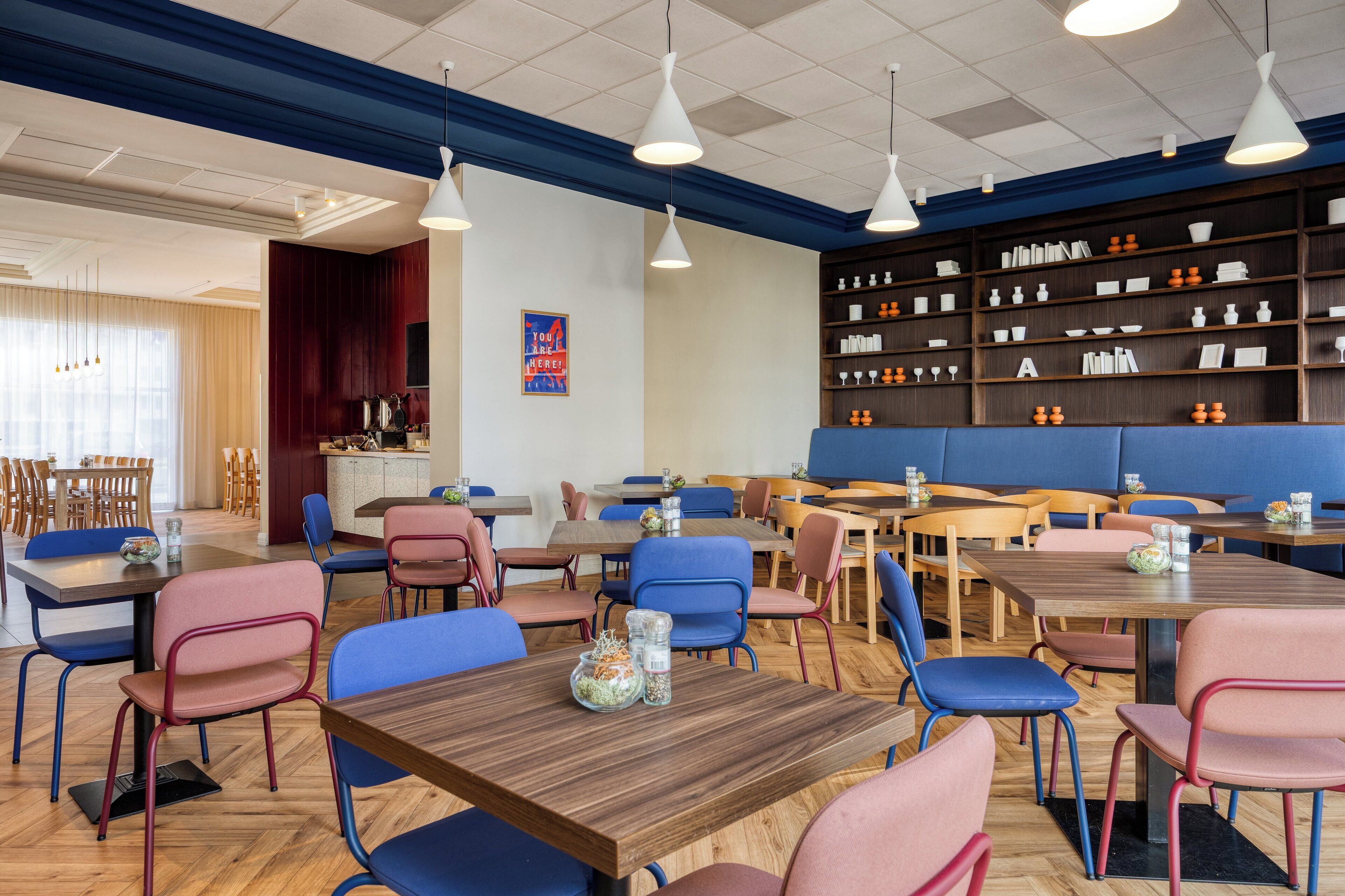 Buffet déjeuner gratuit tous les jours