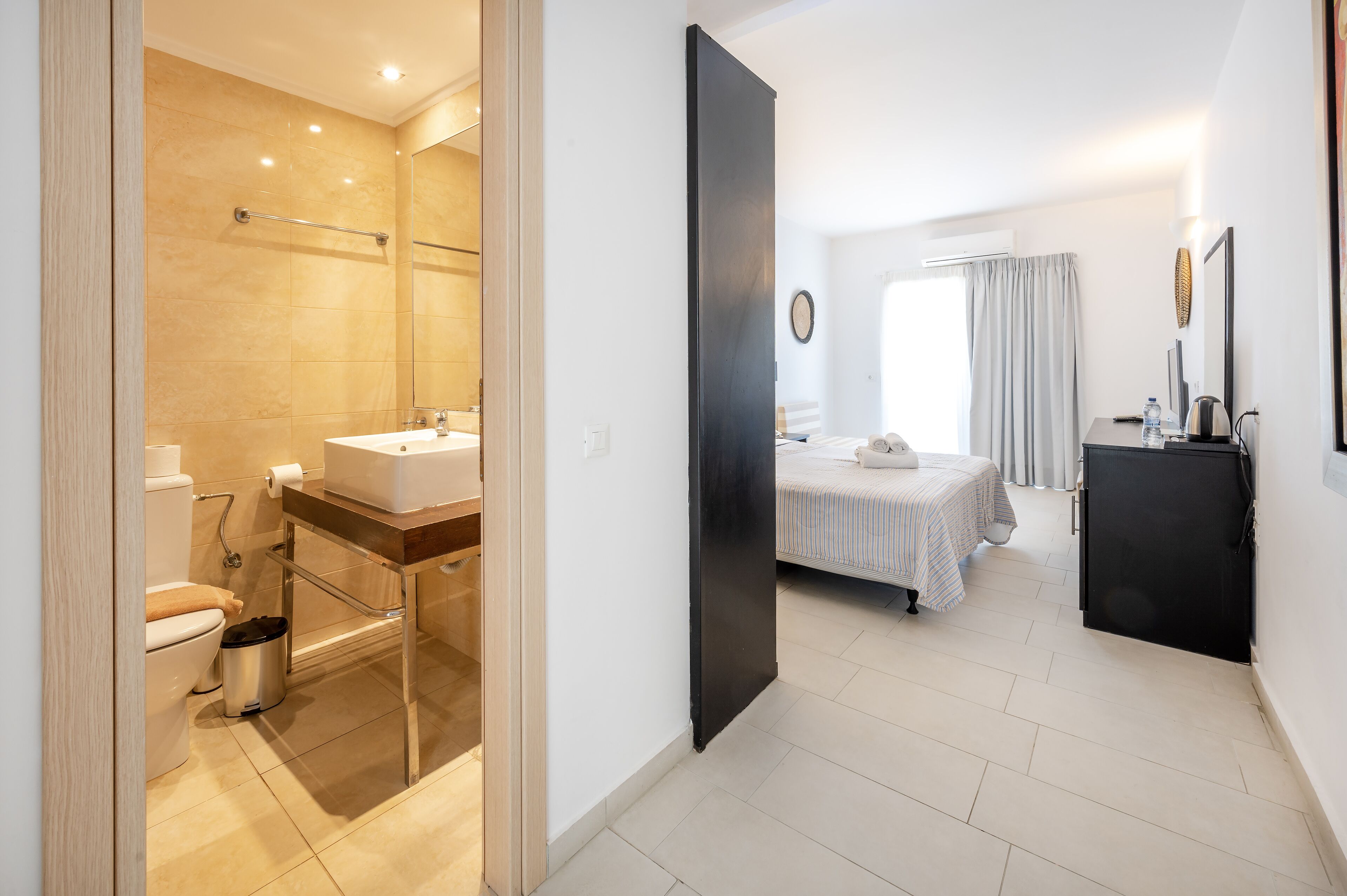 Photo - Orizontes Hotel Santorini