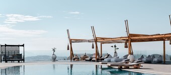  Orizontes Hotel Santorini