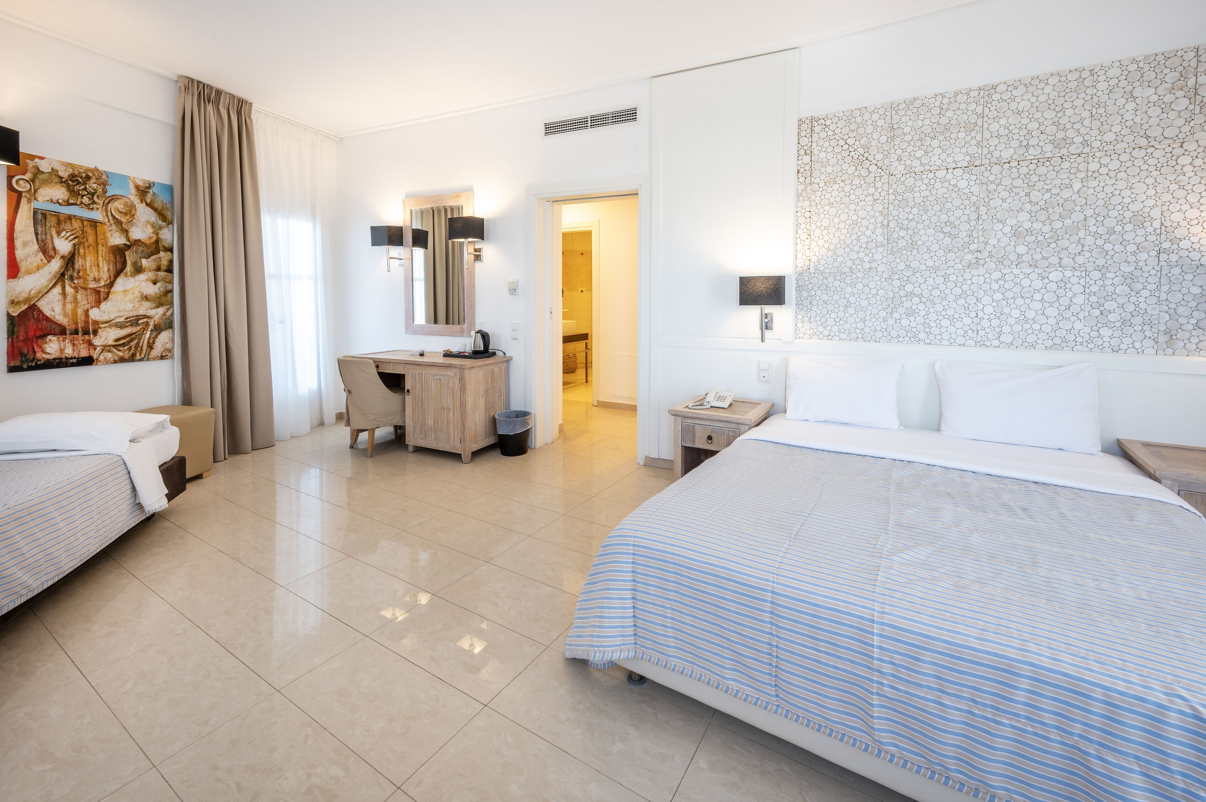 Photo - Orizontes Hotel Santorini