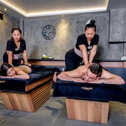 Couples treatment room(s), Turkish bath/hammam, body treatments, facials