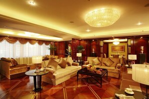 Interior detail - Oriental Garden Hotel (Beijing)