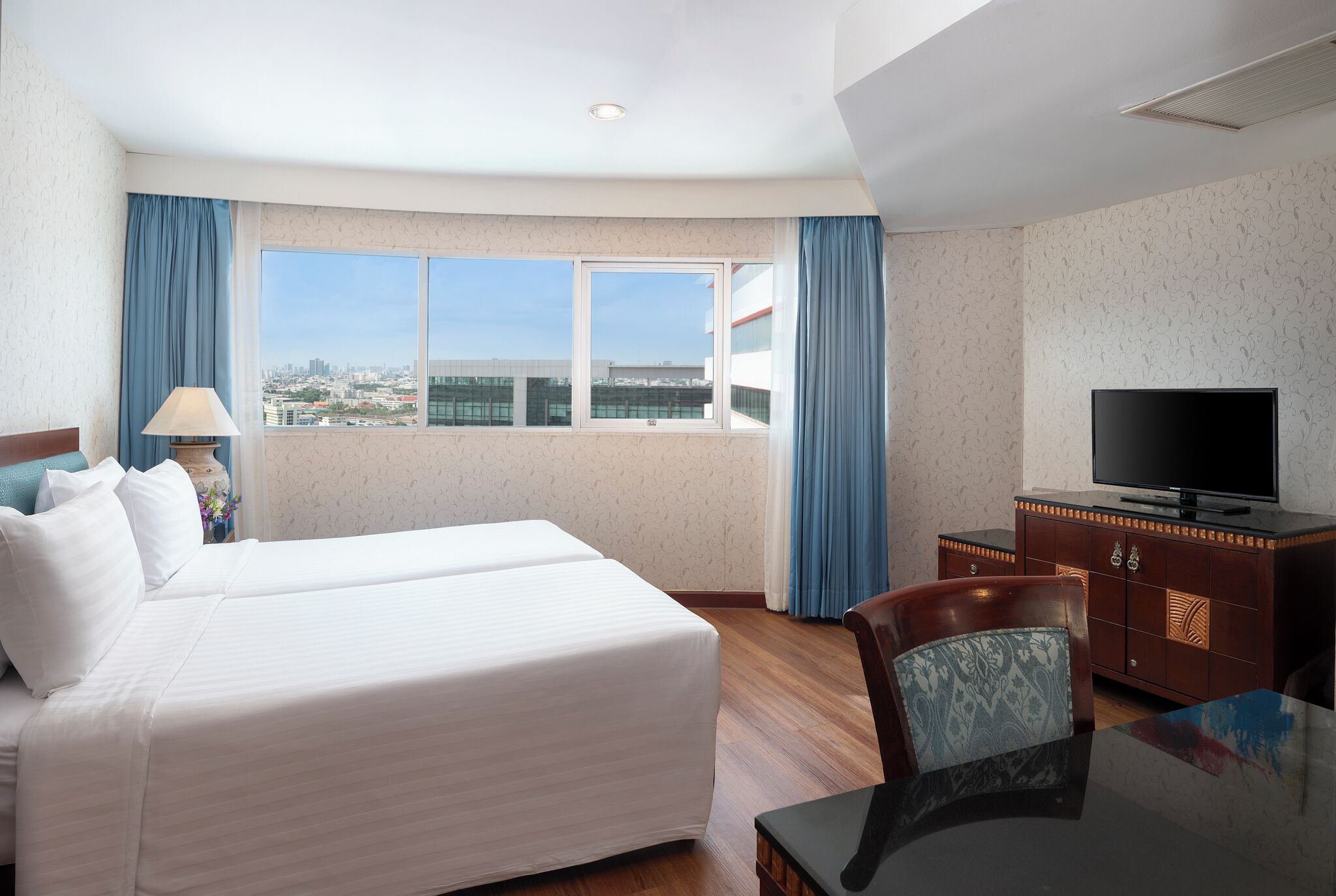 One-Bedroom Suite