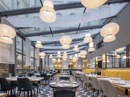 센추리 올드 타운 프라하 - M갤러리 컬렉션