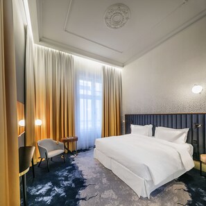 Classic-Zimmer, 1 Queen-Bett | Hochwertige Bettwaren, Daunenbettdecken, Minibar, Zimmersafe