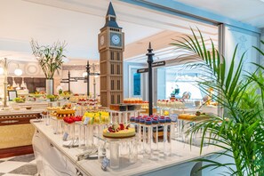 Dinner served, French cuisine, pool views