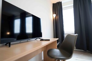 Ropa de cama hipoalergénica, sistema de insonorización y cuna de viaje 