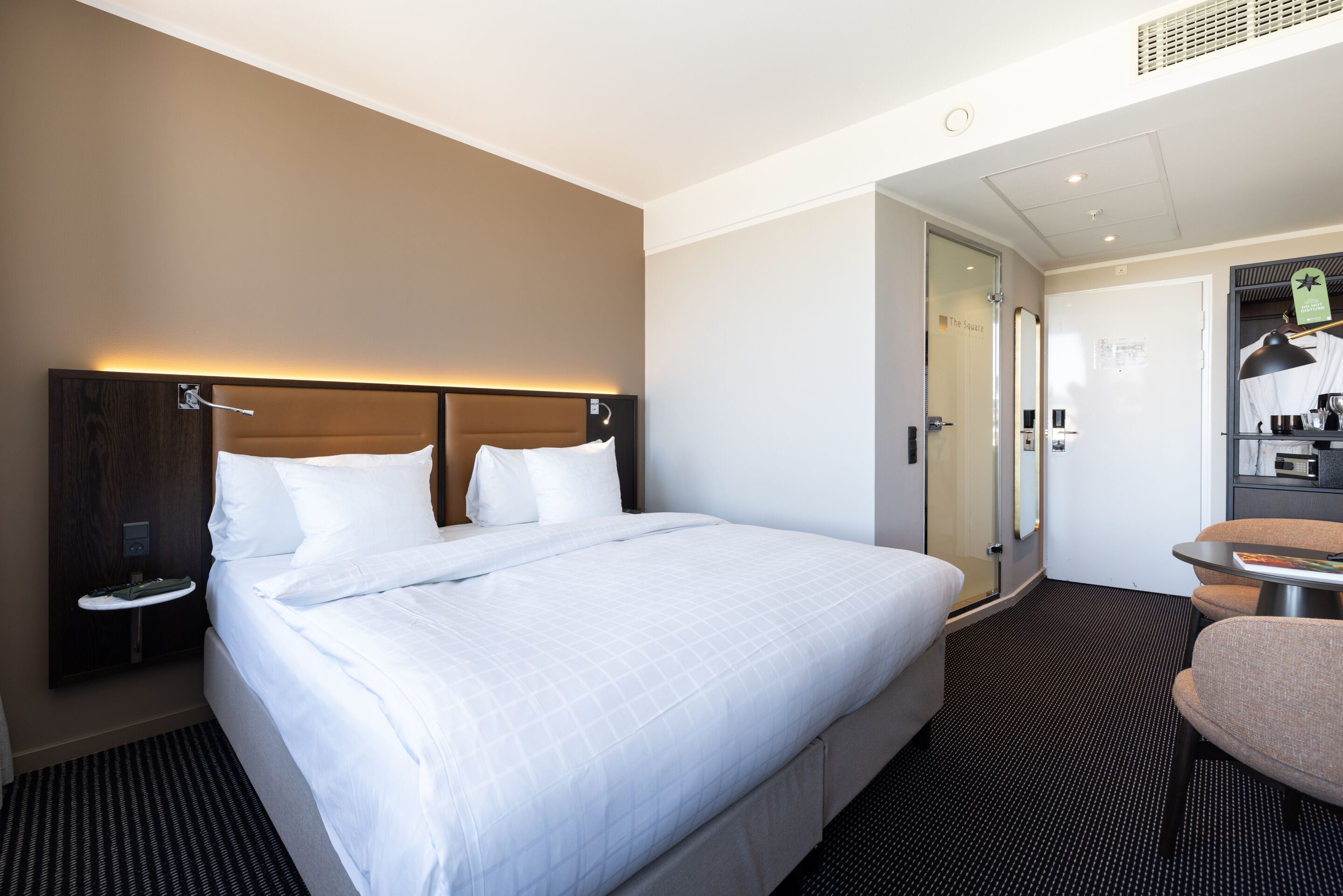 Hypo-allergenic bedding, minibar, in-room safe, desk