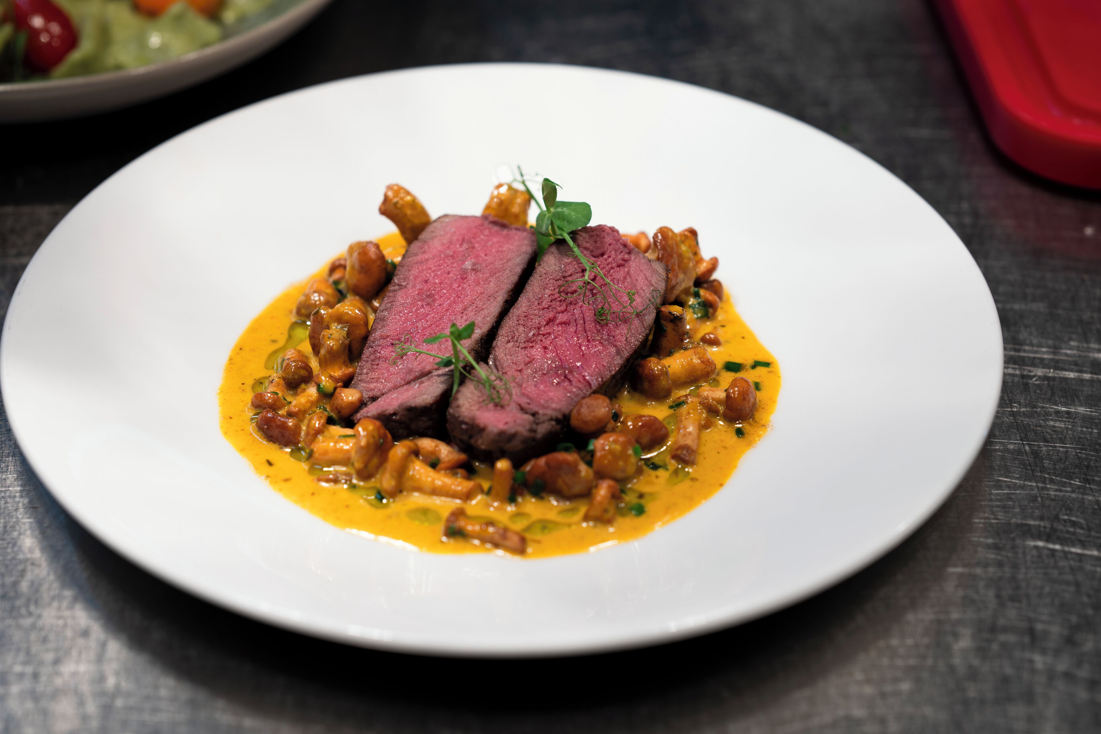 breakfast and dinner served, international cuisine