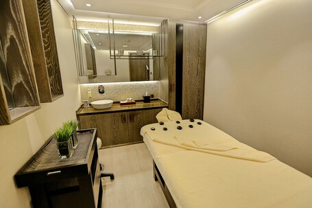 Al Maha Arjaan By Rotana - Image 11