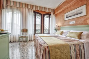 Minibar, in-room safe, desk, laptop workspace