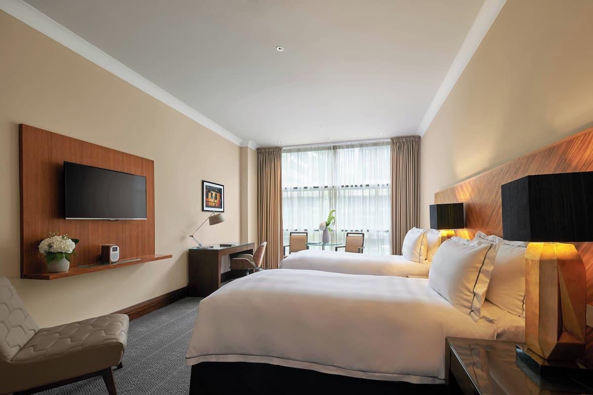 Autograph, Kamar Twin, 2 Tempat Tidur Twin | Seprai premium, minibar gratis, brankas, dan meja kerja