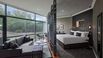 Studio Suite, 1 King Bed, Non Smoking, Hill View | Premium bedding, free minibar, in-room safe, desk