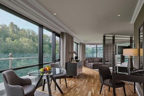 Suite, 1 King Bed, Hill View | Premium bedding, free minibar, in-room safe, desk - The Glasshouse, Autograph Collection (Edinburgh)