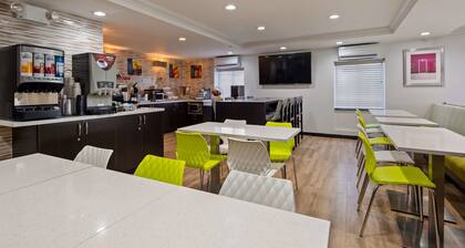 Best Western JFK Airport Hotel