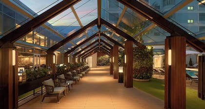 Sheraton Saigon Grand Opera Hotel