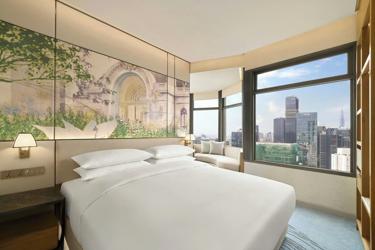 Club Lounge Access, Suite, 1 King, Grand Opera Tower | 1 dormitorio, ropa de cama hipoalergénica, edredones de plumas y minibar