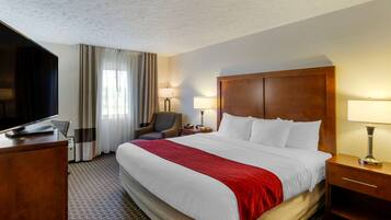 Standard Room, 1 King Bed, Non Smoking | Iron/ironing board, free WiFi, bed sheets