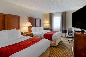 Standard Double Room, 2 Double Beds, Non Smoking | Iron/ironing board, free WiFi, bed sheets - Comfort Inn Atkins-Marion I-81 (Atkins)