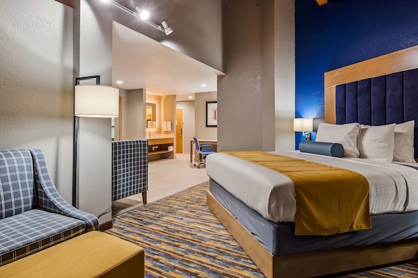 Escritorio, wifi gratis y ropa de cama