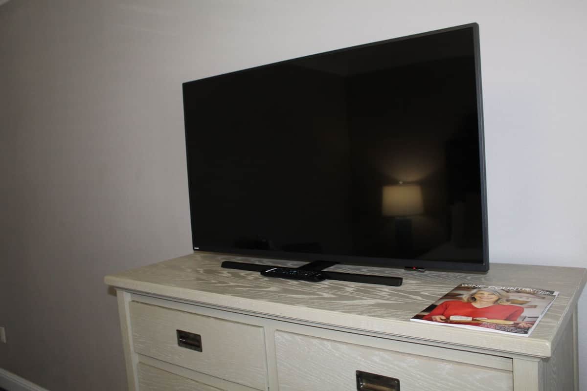 TV