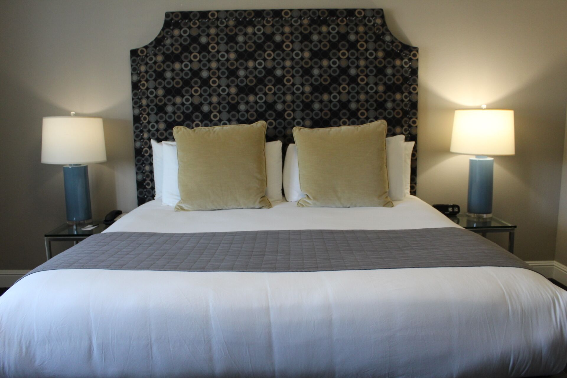 1 bedroom, premium bedding, in-room safe, desk