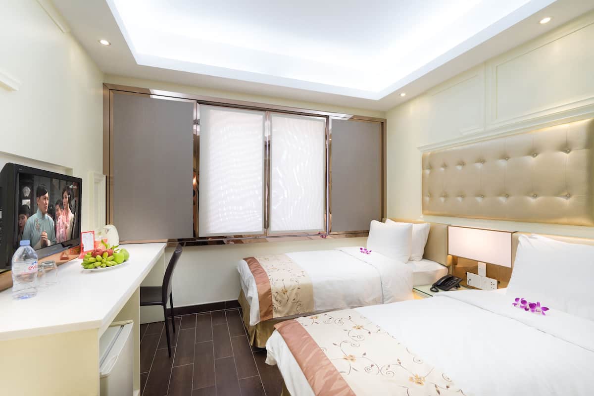 Premier Room